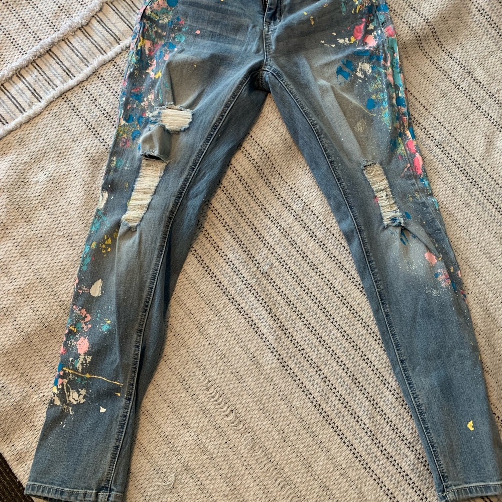 Distress woman jeans
